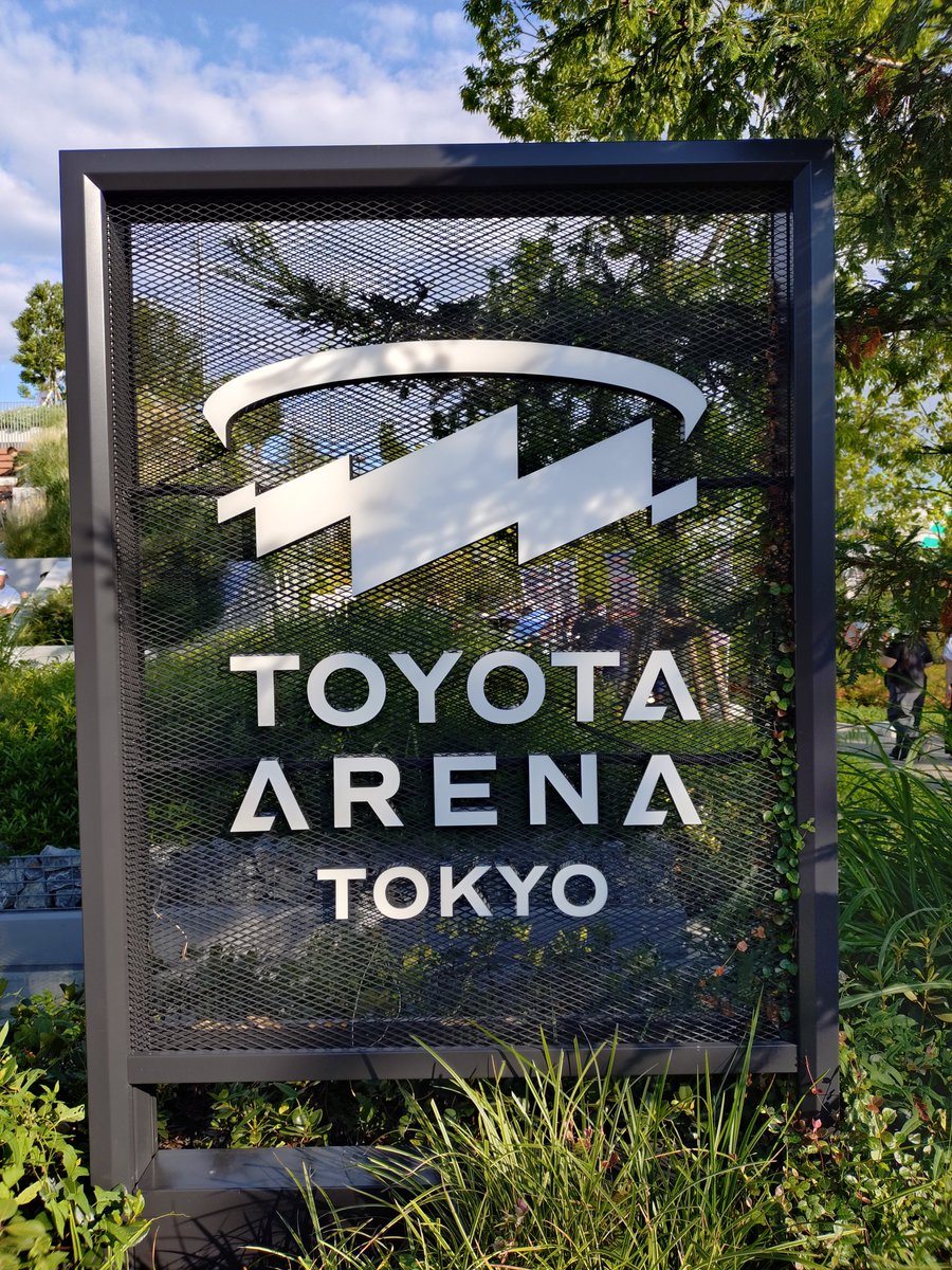 matsuG8's tweet photo. 桑田佳祐ツアー2026 🎵
トヨタアリーナ東京
→午後より🚙早めに会場へ〜グッズ購入し👍️いざ🙌🙌✨楽しみだ〜🔥🔥 https://t.co/InAJN4QeBG