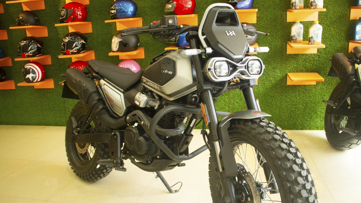 AnkitAw931's tweet photo. NOW IN DHANGADHI 
Letbe flygon 220cc #Crossfire https://t.co/IawNI2DAxU