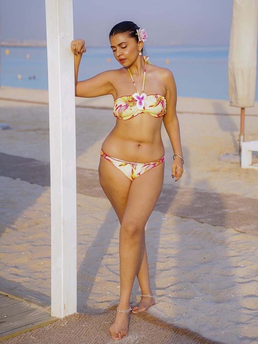 Heroineonly's tweet photo. Trupti Sagar 🔥👙 https://t.co/ZUKOdlNXS2