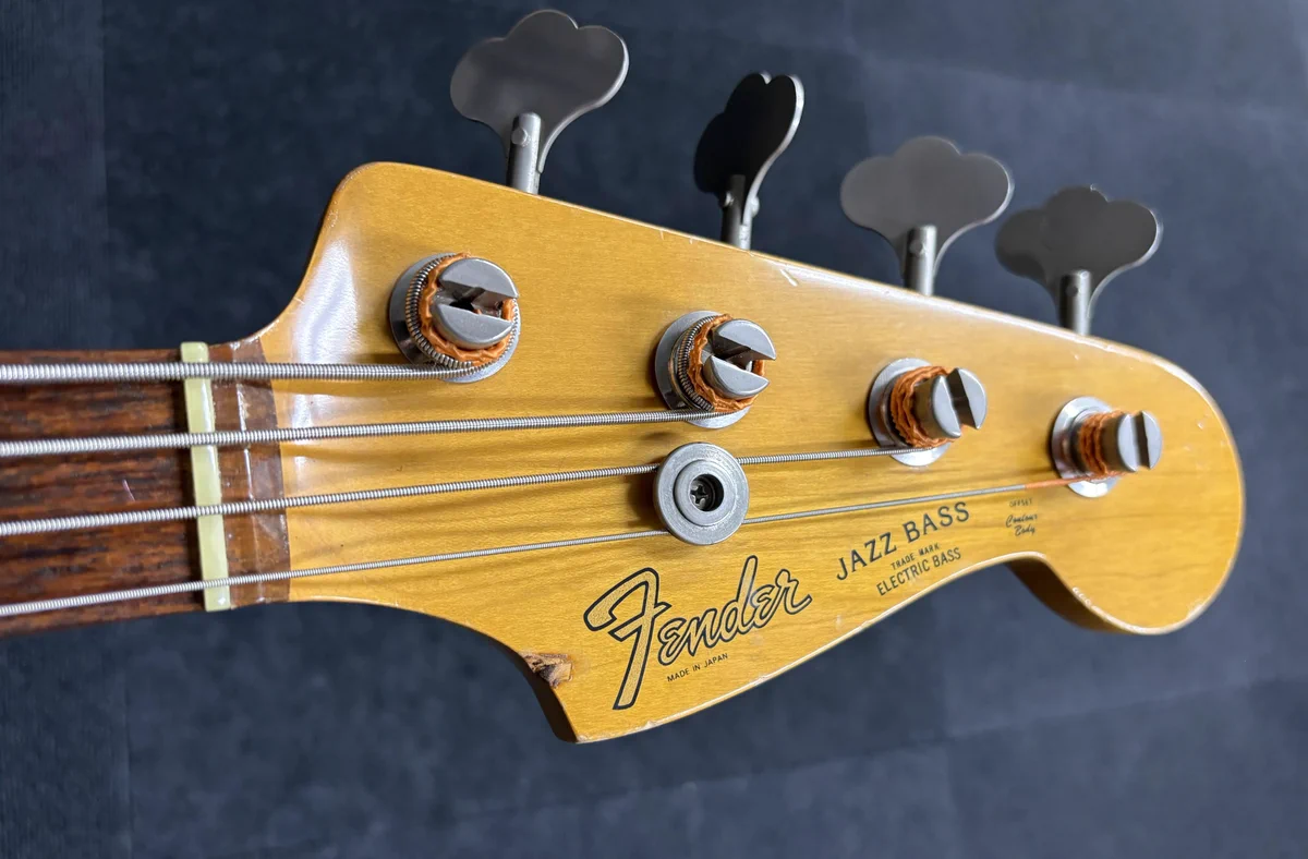ぽ*太様 Fender Japan JazzBass QシリアルRITTERソフ ぽ*太様 Fender