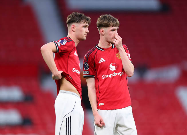 UnitedStandMUFC's tweet photo. 🚨 #mufc are open to loaning out the majority of the Under-21 players who featured in the opening pre-season friendlies against Wrexham and Rosenborg.

However, the club are keen to keep a select group, including:

• Shea Lacey
• Jack Fletcher
• Tyler Fletcher
• JJ Gabriel

[@ChrisWheelerDM]