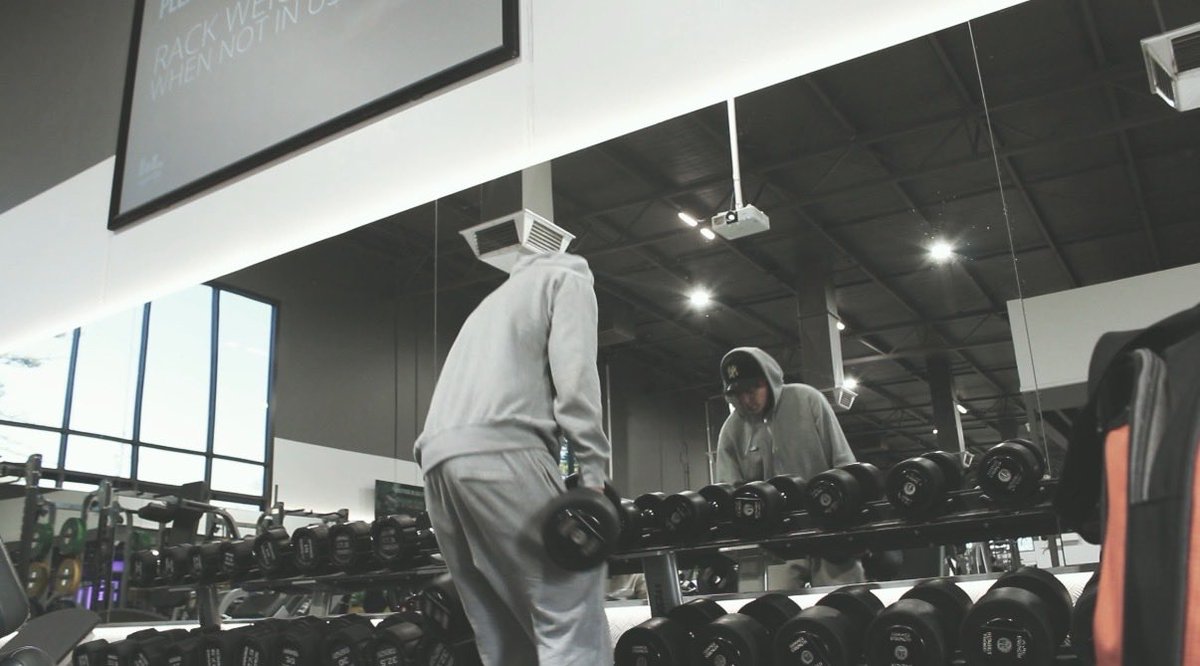 itsryanlemp's tweet photo. Back day https://t.co/b2oFUOycB4