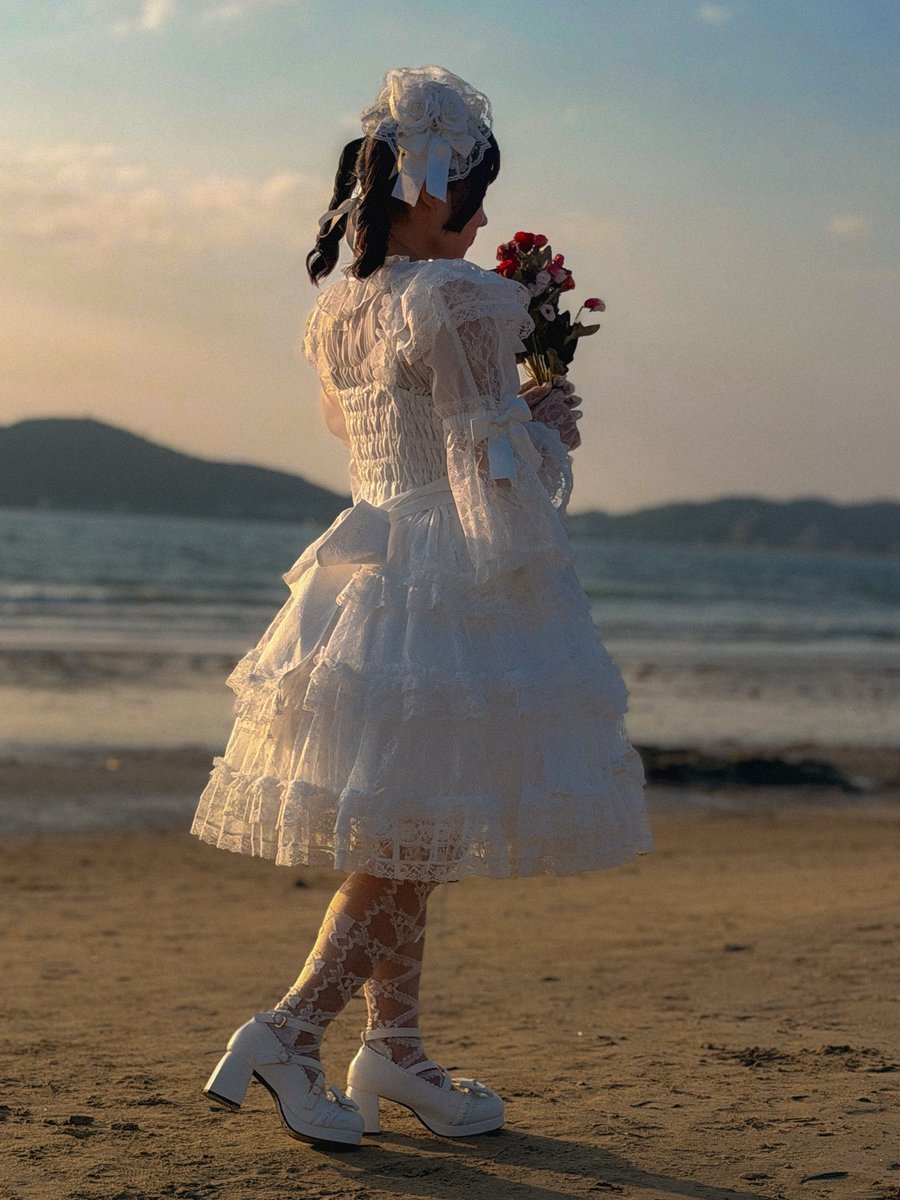 0902xoxox___'s tweet photo. 海での撮影憧れてたの🐬🫧 https://t.co/vwC4PJJLbt