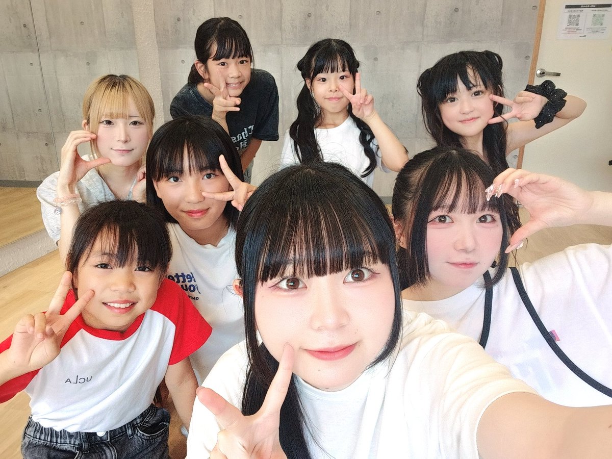 sakura_17diary's tweet photo. レッスン行ってきたよ🎤

暑すぎるのにちびっこちゃんたち元気いっぱいだった😹

8月のあいどる宣言は8月9日(日)だよ〜！
会いに来てくれると嬉しいな🫶🏻
https://t.co/TU7hF0QPZZ

ご予約お待ちしてます🌸 https://t.co/LGwoMiwLRp