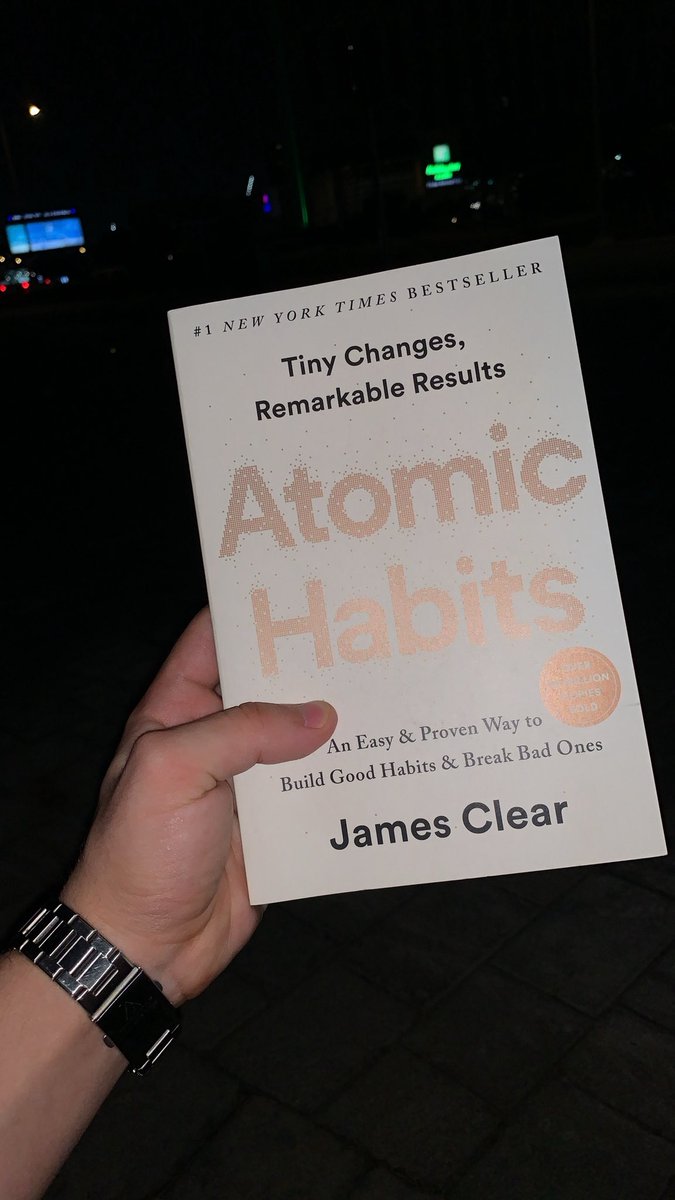eslamibrrahim's tweet photo. قررت اقرأ كتب عشان اعالج التعفن الدماغي وهبدأ ب atomic habits https://t.co/ZYAJKp1lnE