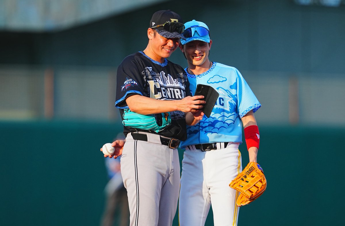 takafullc2's tweet photo. 【✨スター✨】

周東佑京選手と巨人・坂本勇人選手😳

ツーショットでしょうか☺️

photo by Yuji Arakawa📷 https://t.co/LfoiACZJIS