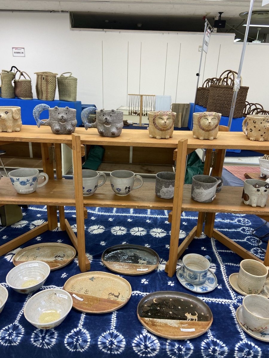 idemoondog's tweet photo. 搬入に行ってきました
明日から秩父、矢尾百貨店にて始まります
「YOSAGE 秩父手しごと衆　夏の陣」
７月30日(木)〜８月３日(月)
10:00〜18:00(最終日16:00まで)
会場　矢尾百貨店　5F 催事場

会場に在廊する予定です。(17時くらいまで)

良かったらいらしてください。

#泰木窯　#秩父　#矢尾百貨店 https://t.co/HGQrlXLU4m