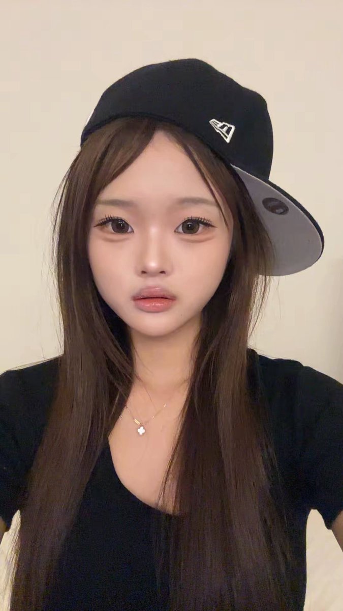 800vva's tweet photo. 알리에서 속눈썹 도착함!!!!!>< https://t.co/q4zEJ2EUfc