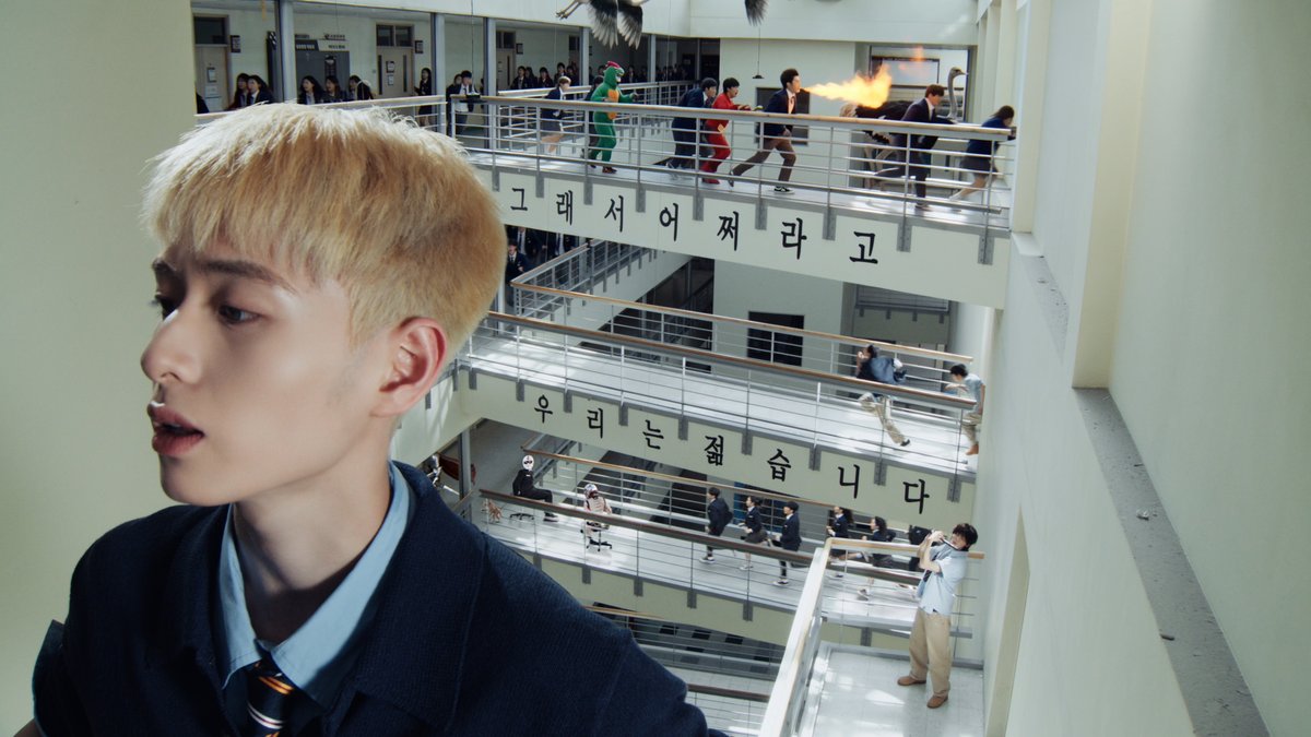 newwsnim's tweet photo. 더윈드 이번 노래 제목 맘에 들어서 들어봤는데
짤로 쓸 곳 많아 보여서 캡쳐 해둠 https://t.co/ULRe3ZNzLz