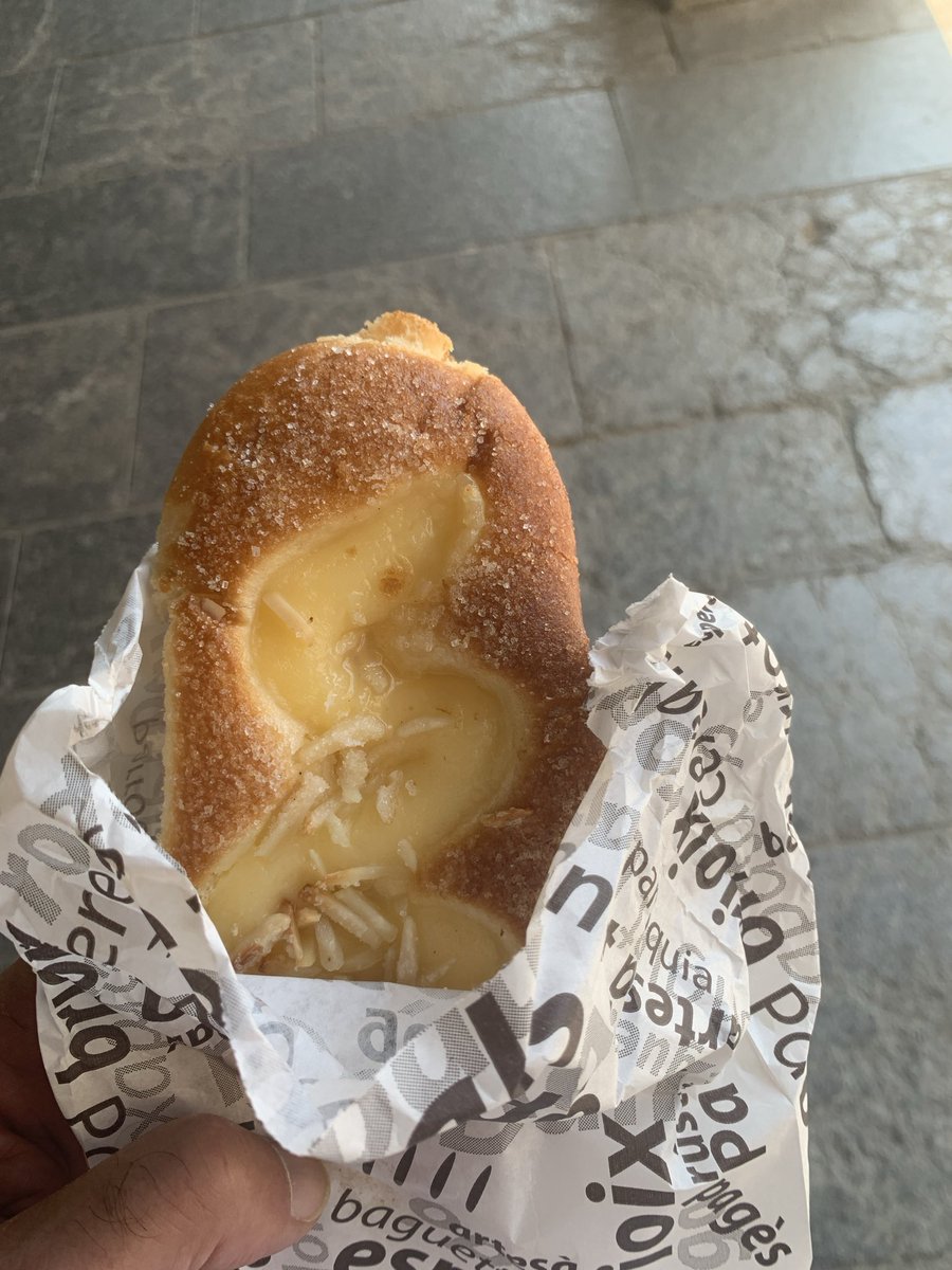 iEclip's tweet photo. A les penes punyalades…i ja tindríem una part del matí feta.
#Mmmmmmm! https://t.co/NTANWvm4oh