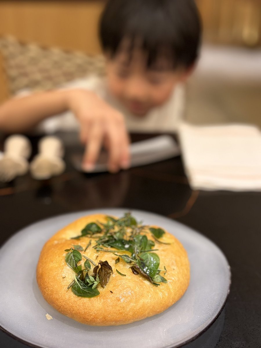 maixyl's tweet photo. 塩ハーブ🌿🧂フォカッチャが
美味しかった✨
京都の隠れカフェを見つけた気分でした♡

#Kyoto
#cafe https://t.co/KtVtnxDG0C