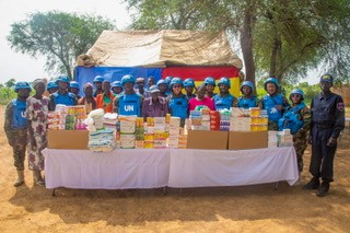 UNISFA_1's tweet photo. #Investinpeace. Bringing healthcare to communities

#Ghanaian peacekeepers conducted a medical outreach #Abyei, with free consultations, treatment, diagnoses &amp; health education. A new weekly clinic at #GHANBATT Camp will prove access to healthcare. #UNISFA #Peacekeeping #CIMIC https://t.co/knxY8URzaF