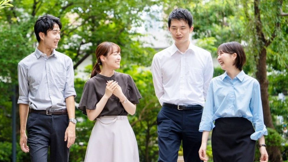 goodstory_jp's tweet photo. 🏢 日本貿易保険

「日本企業が一歩踏み出す勇気のために」

海外ビジネスに挑む企業を、日本で唯一の“貿易保険”事業で支えるNEXI。

入社間もない若手にも、大きな裁量と責任がある環境。

世界を意識して集まった4人の若き職員が、仕事の誇りと未来を語ります。
#28卒 #就活 #就活生と繋がりたい https://t.co/rly4Mq8nrI