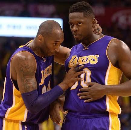 BBallGround's tweet photo. Julius Randle says Kobe Bryant threw ice and candy across the Lakers locker room after four straight losses, then sat in the bathroom in tears:

“I’ve seen him lose, come into the locker room and throw all the candy in the ice. We lost the first three or four games of the season. I was hurt, I was on crutches.

I heard all this commotion after the game. I crutched in there and didn’t see nothing, just ice and candy on the floor. Then I crutched to the bathroom and I see Kobe.

You’re talking about a dude in Year 19, coming off Achilles and knee injuries, a five time champ. This man was damn near in tears because they had lost four games in a row. I was like ‘This mf is different’.”

🙌🙌🙌