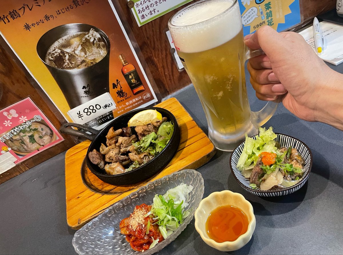 yozaku2005's tweet photo. 今日もお疲れ様でした！💦💦
さっそく水分補給！🍺🍺🍺🍺🍺🍺

既に2杯目の写真でKP♬🍺o(^▽^)o https://t.co/YcsokRBB7z