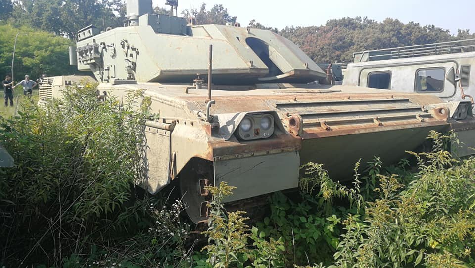 T_90AK's tweet photo. The Italian Army Depot in Lenta, 2010's. 
Those are C1 Ariete prototypes, btw. https://t.co/0jewHLzO1x