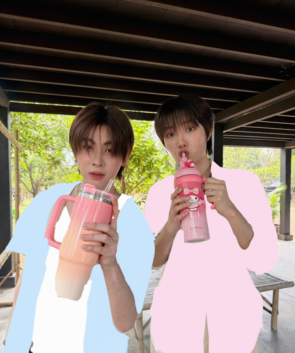 Chamook1919's tweet photo. ปุ๋ง แป๋ว มาแล้วครับ🩵🩷
#เขมจิราตอนพิเศษถ่ายละเด้อ https://t.co/BtNyYgYOMT