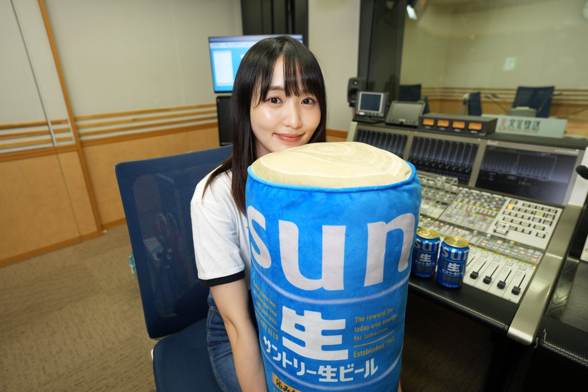 sugai_joqr's tweet photo. 以前の放送で“とある物”を人生で一度も使ったことが無いことが発覚したゆっかー😊番組ディレクターからプレゼントされたそうです🎁

①便利な収納グッズ
②平成に流行った文房具
③簡単にみじん切りができる料理グッズ

正解だと思う答えを【引用リポスト】で教えてください📝サン生片手にオンエアを聴いて答え合わせしましょう🎧

#サントリー生ビール presents 『菅井友香の #ぷっはーと乾杯ラジオ』