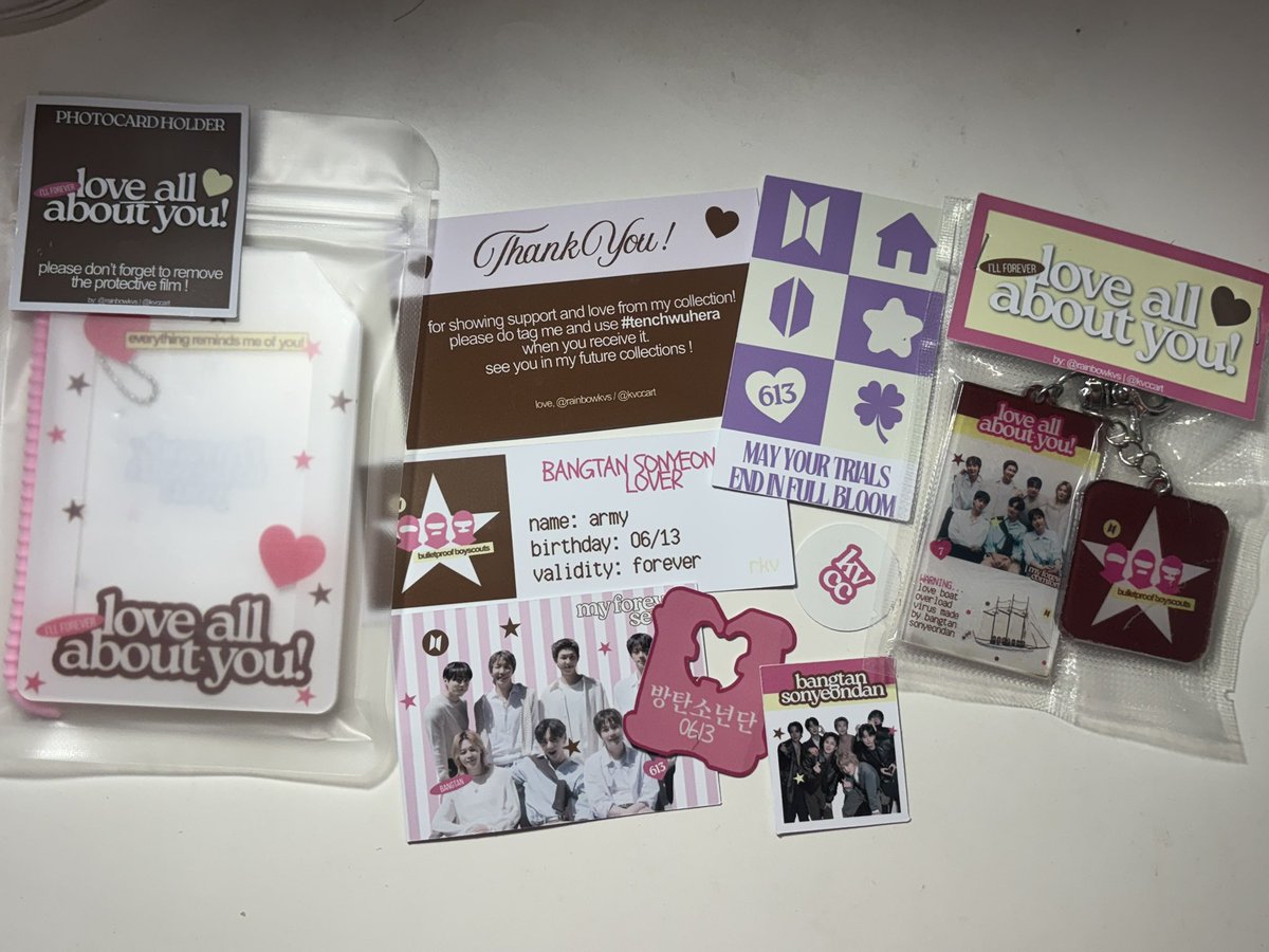 hourkku's tweet photo. 📦 . . . #mailsforalexa .ᐟ

love all about you coll is finally home 💓⭐️

it’s very very pretty heraaa ! looking forward to buying more sa coll mo :3 ♡ 

⌗ @rainbowkvs┆#tenchwuhera https://t.co/dypLB1VOFL