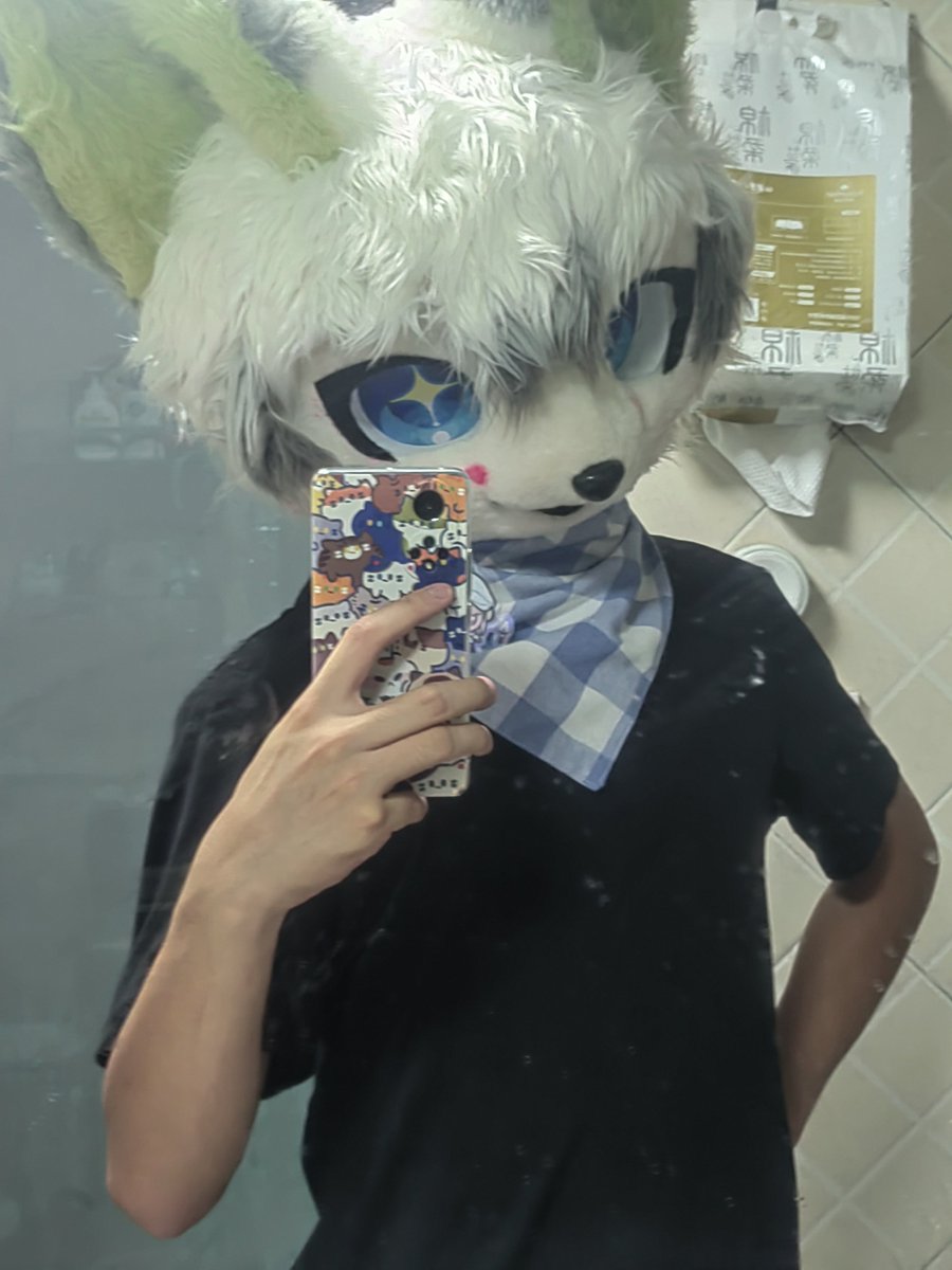 Xyou_TvT's tweet photo. 3.0要生出来了 再发点2.0库存😋
#furry https://t.co/3cHZJVrjTC