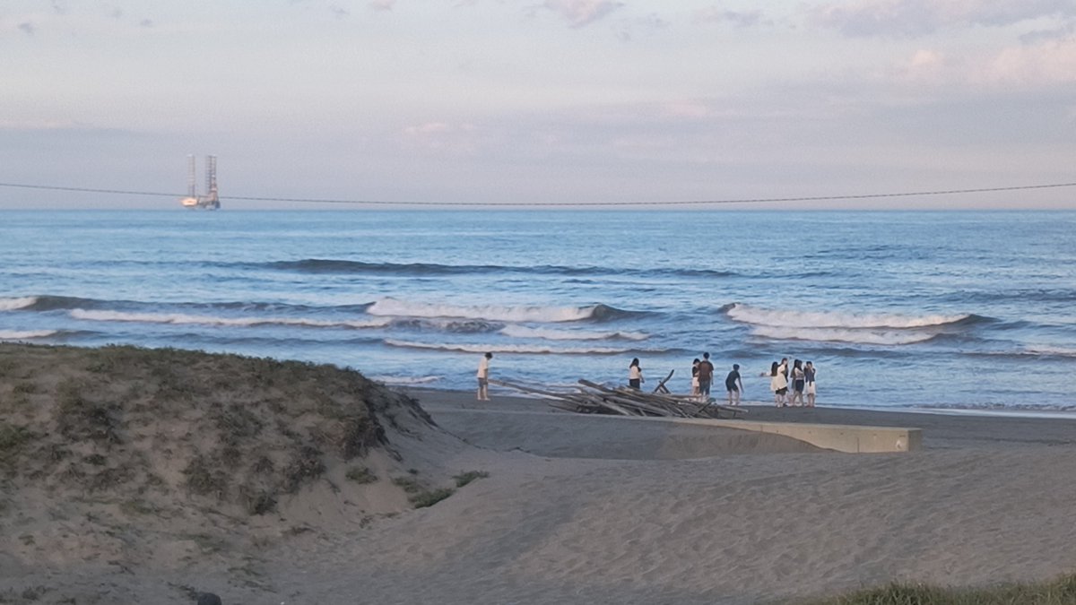 sup_surf_ski's tweet photo. 夕暮れ時の九十九里浜
青春してらぁ！ https://t.co/kUhxU5FJc3