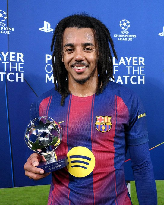 marcasademunt's tweet photo. El Barça está trabajando con el Tottenham un intercambio Koundé-Pedro Porro

El Tottenham está muy interesado en Koundé y el Barça pide un intercambio de jugadores + 20 millones https://t.co/vFOkWfnlXz