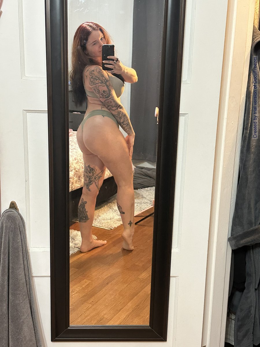 CaseyJenningsx's tweet photo. tell me the truth, do i look good 🥺 https://t.co/Va9GFJ8nQy