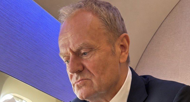 Oltom154's tweet photo. Dzień w którym Tusk pójdzie za kraty powinien być dniem wolnym od pracy i świętem narodowym. https://t.co/anGYCJr2MN