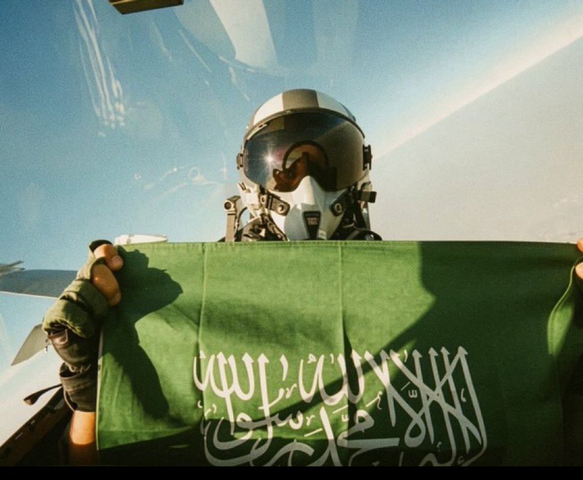 r3D4q's tweet photo. ما نجيد الضرب من تحت الحزام
 ضربنا في الوجه ماهو في القفى 🇸🇦 https://t.co/Vq9jAO4eBf