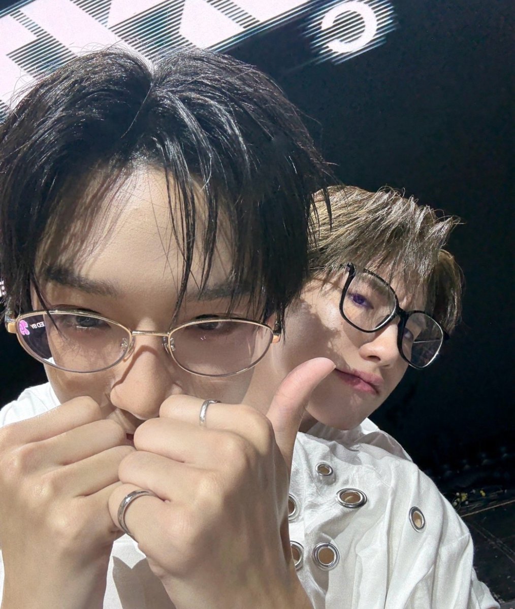 NoinaAlways's tweet photo. 05 ของจั๊น แบคฮักตลอดไปมาก นะร้ากกกกกกก 🐶🐱🫳🩷✨️

#PHUTATCHAI 
#NEXnattakit https://t.co/FJC13wWllr