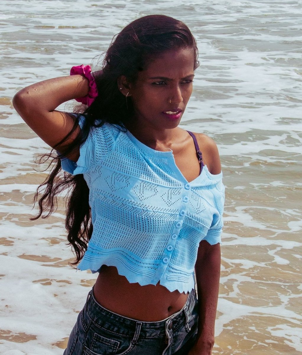 ShrukunaX's tweet photo. My body isn't an invitation it's a reflection of my confidence !!

Muse : PonniRavi❤️‍🔥 https://t.co/6BhKFXki6s