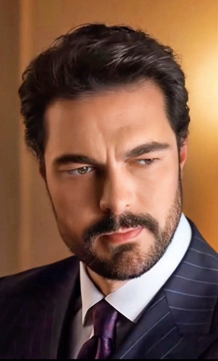 ansha_HICaddict's tweet photo. Günaydın... #HalilIbrahimCeyhan 🌹

When we learn to forgive, let go, love deeply, help selflessly, and smile through it all… we become wise🌹

#weproudofyou #legend https://t.co/f0Ts5CIc0f