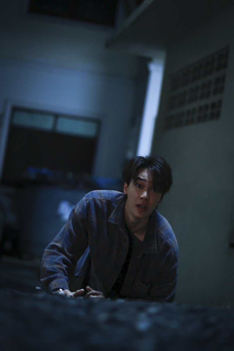 MrKillSeries's tweet photo. โถ่พี่เคย์ หล่อลื่นจนได้แผลไปให้คุณสารวัตรดู (แล) เลย🩹

#MrKillSeriesEP4
@dew_jsu @vitheepanich https://t.co/ZNJXpb79p4