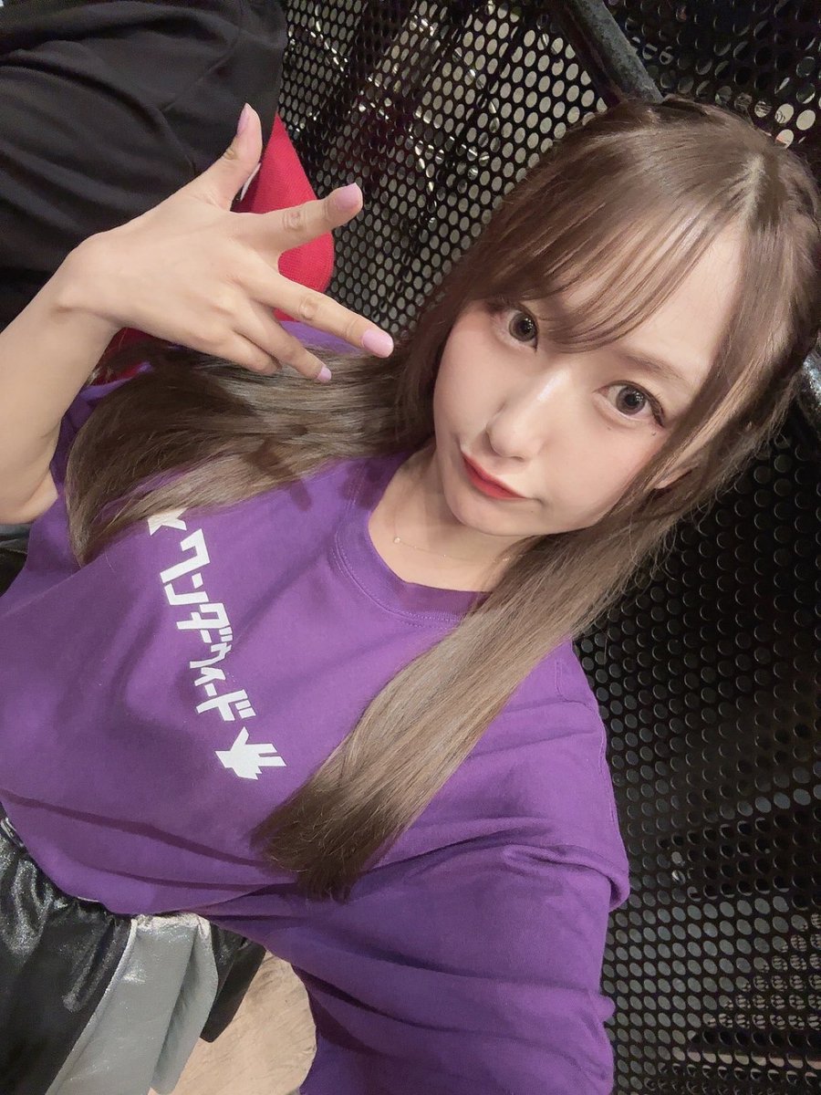 tkzw23akn's tweet photo. 7/28ワンダーウィード天主催LIVEに
ワンダーウィードOGとして出演させていただきました💜💜

私の人生の青春です！！
あの日に戻ったみたいな、そんな感覚になれる素晴らしい一日になりました✨

ワンダーウィードリーダーパープル滝沢あきなでした！💜✨ https://t.co/6GUKkGeVil