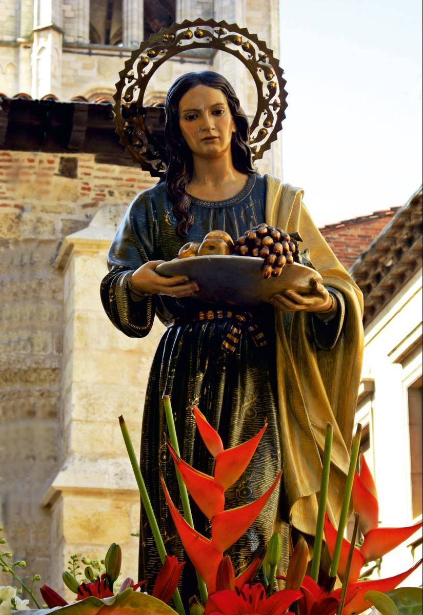 RedencionLeon's tweet photo. Hoy queremos felicitar a nuestros queridos hermanos de la Hermandad Sacramental de Santa Marta y de la Sagrada Cena - @HSM_Leon - en el día de la festividad de su patrona Santa Marta.

¡Que sea enhorabuena!

#PorSiempreRedención

📷 Leonoticias https://t.co/d8ewEAjE4L