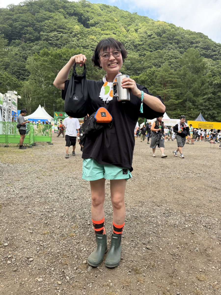 _______THESUN's tweet photo. フジロック!前夜祭含めて4日間!
スナップ一気に放出!!
#UNDERTHESUN
#INTHEAIR #ROOTSBR15 #INBLOOM #SPWAYS https://t.co/TnQeasx2Tw
