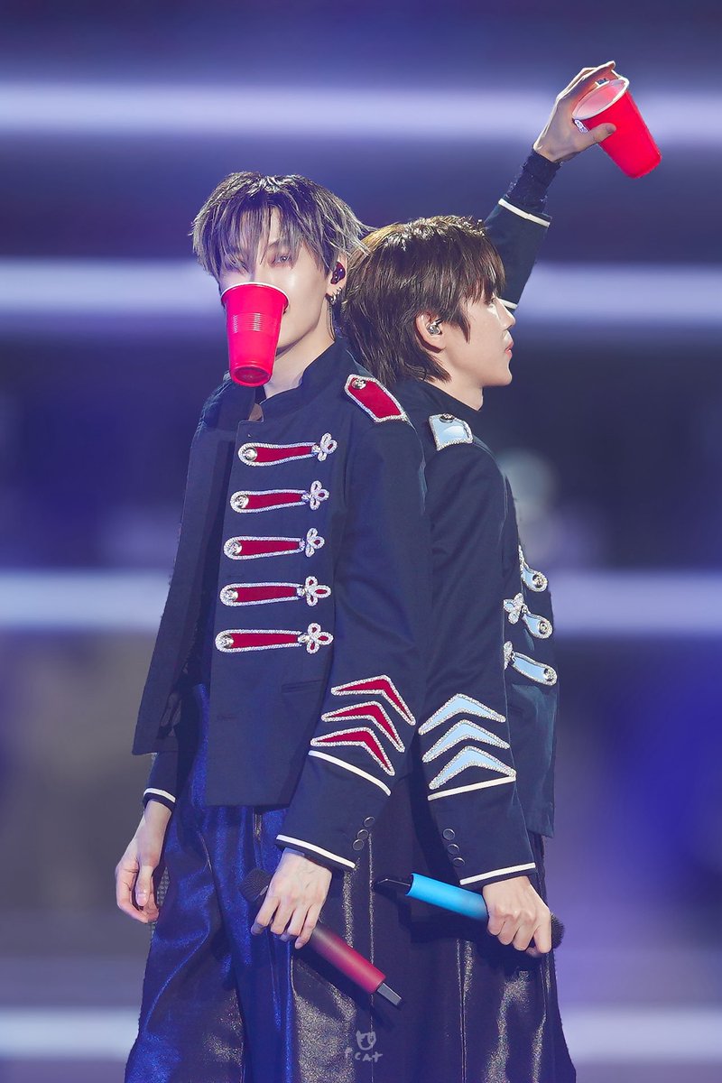 ryrapsody's tweet photo. kenapa yaaa gua sesuka itu sama height difference bounpem 😭🫶🏻 maksud gua, itu pas bgt anjir buat pelukan KKSJSKSKKSKSK https://t.co/p8aFh682Tj