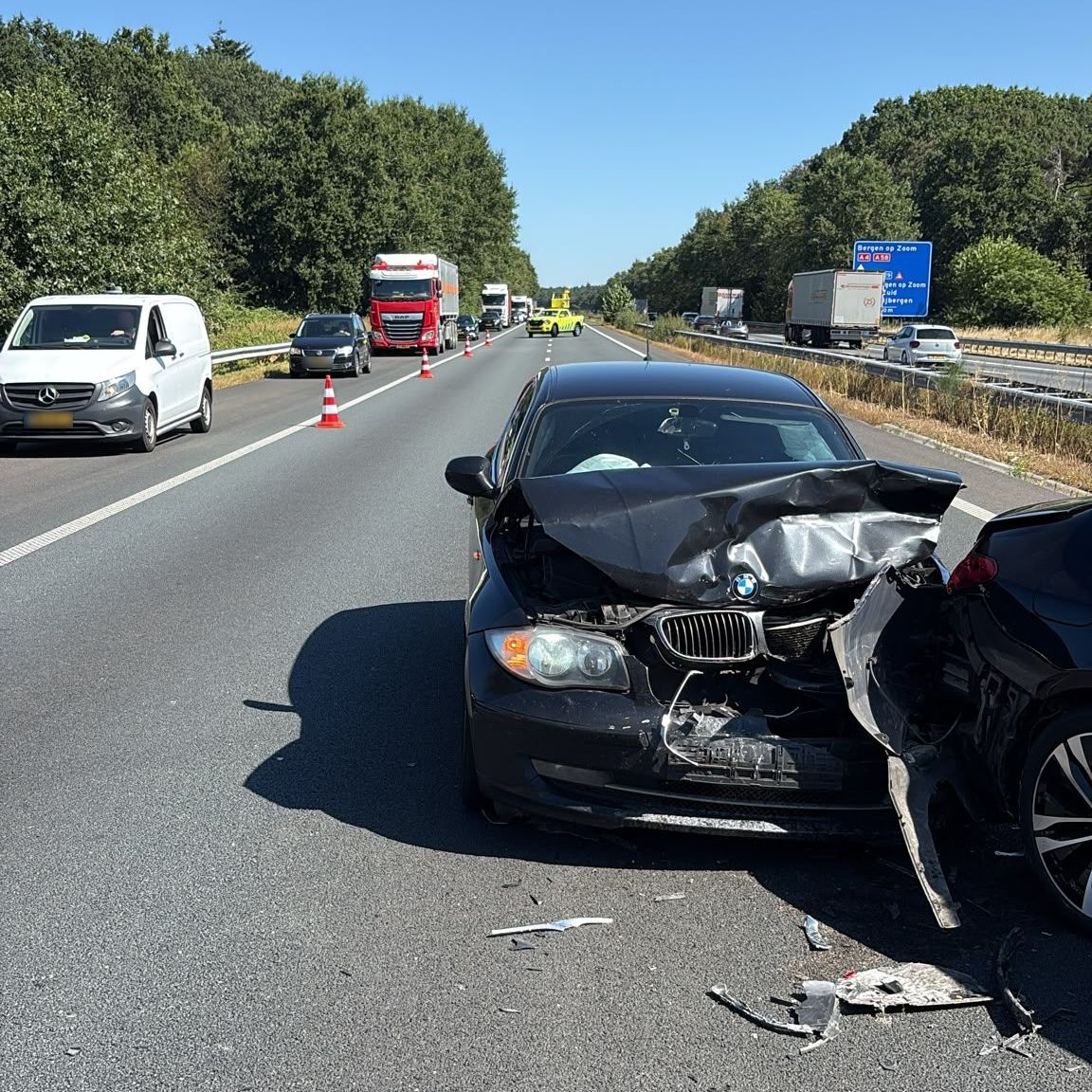 Ongeval op A4 bij Bergen op Zoom-Zuid