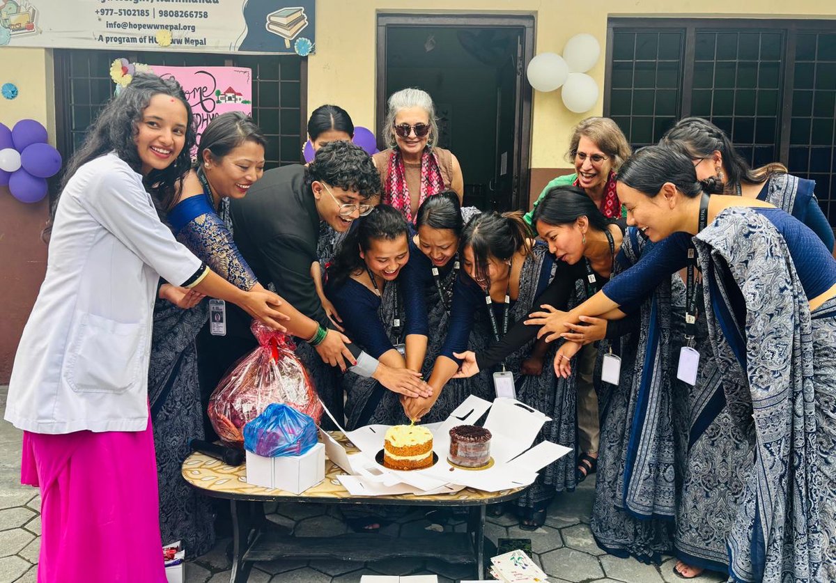 AusAmbNP's tweet photo. Happy Guru Purnima! 🙏
At Aasha Vidhyashram School, Ambassador's wife, Simone Murphy was deeply touched by the love and respect shown to teachers. A beautiful reminder that teachers help shape lives and inspire dreams.

सबै गुरुजनप्रति सम्मान र कृतज्ञता। गुरु पूर्णिमाको शुभकामना! https://t.co/d2EhjasNki