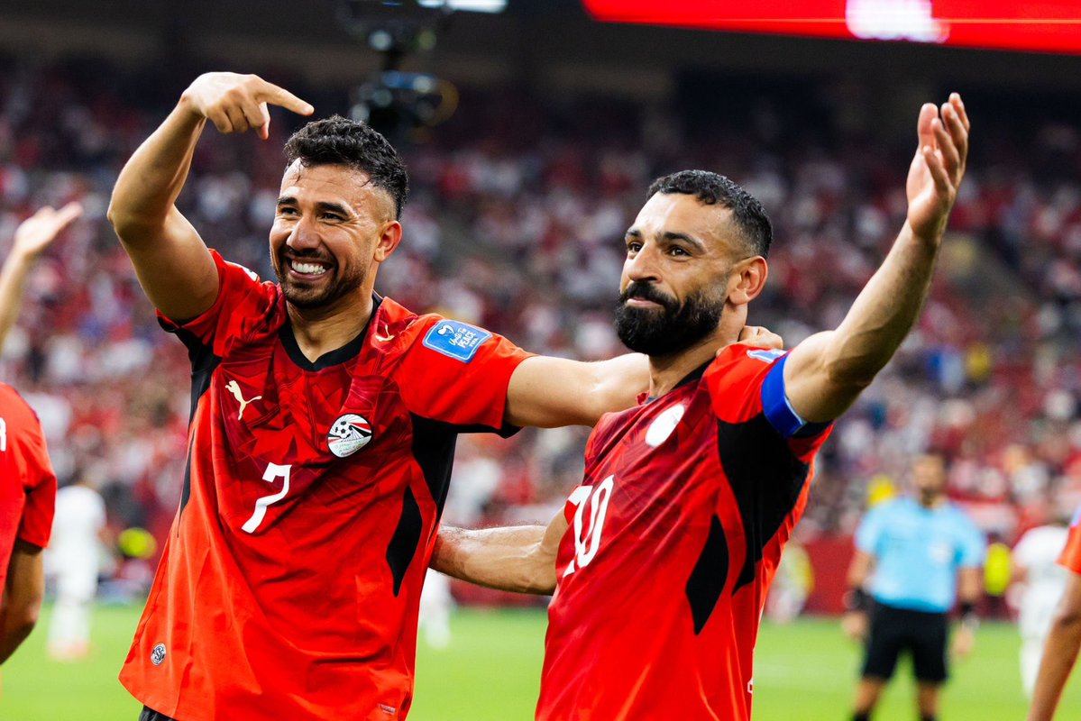 DeportesReports's tweet photo. Mohamed Salah'ın eşi, İstanbul'da yaşama fikrine oldukça sıcak bakıyor.

Trezeguet de İstanbul ve Beşiktaş hakkında Salah'a olumlu referanslar verdi. (A Spor) https://t.co/UDGLagHbb7