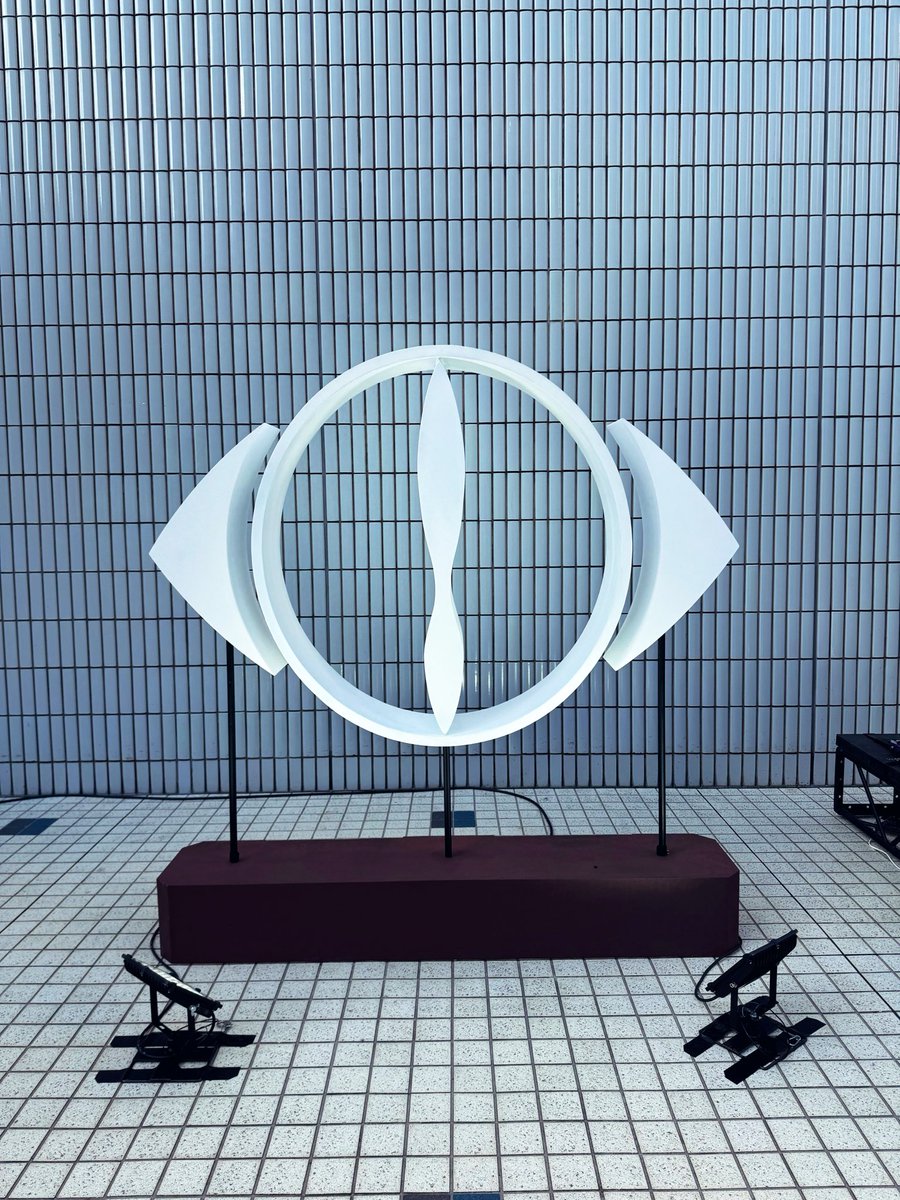 bardwatcher's tweet photo. 行ってくる

#ヨルシカ_一人称 https://t.co/Wqw7BrVWAd