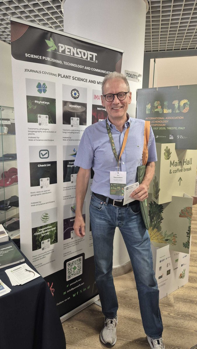 MycoKeys's tweet photo. 🙌 After yesterday's visits, today we welcomed even more of our journal's contributors to the @Pensoft stand at #IAL10!

👋 Juri Nascimbene, a subject editor and author at our journal, dropped by to say hello.

➡️ You can check out one of his papers here: https://t.co/ryC3yMTrRp https://t.co/ECiTaZdE0v