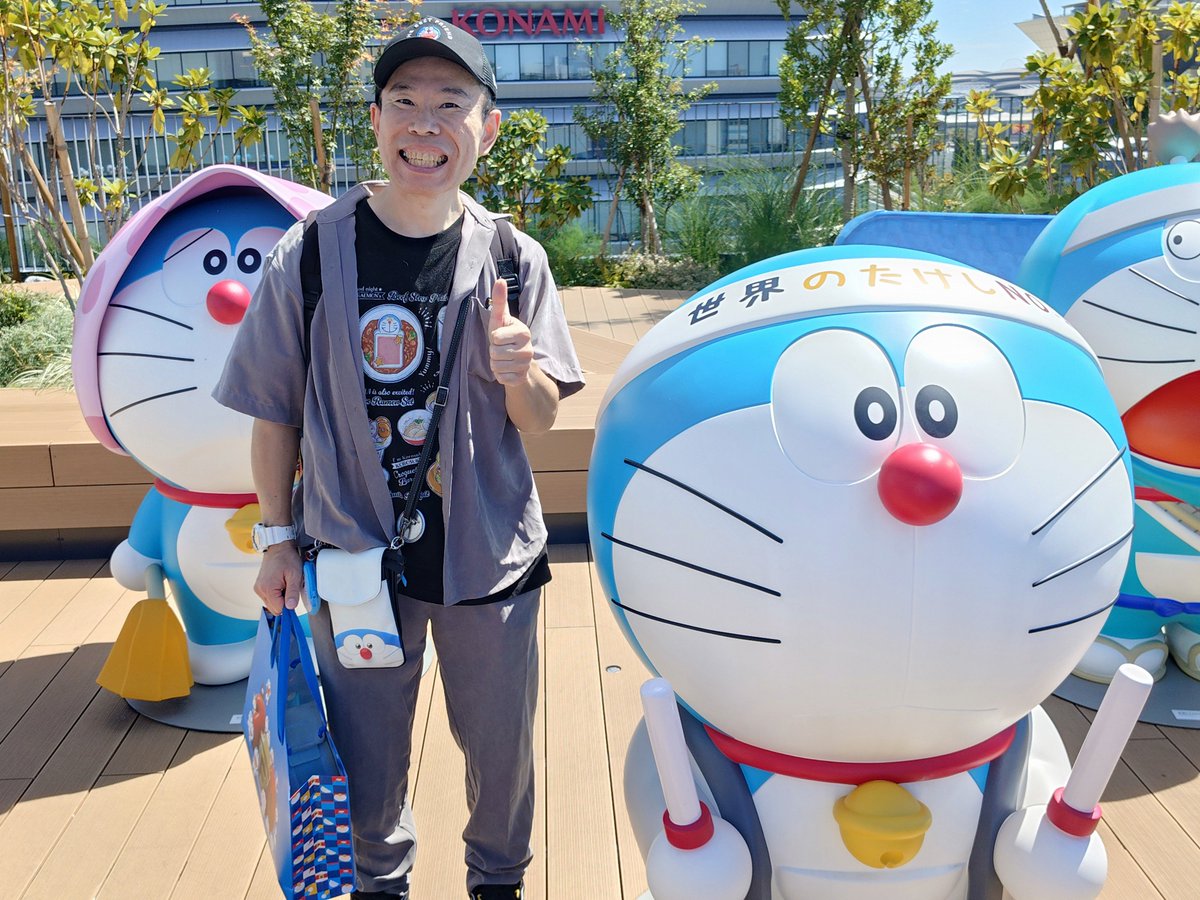 cyborg_h's tweet photo. やっと買えたタヌキドラと
男前ドラちゃん(⁠◍⁠•⁠ᴗ⁠•⁠◍⁠)
3人でかき氷食べたよ！
#100ドラ東京
#ドラえもん https://t.co/PRMa1ZYh0m