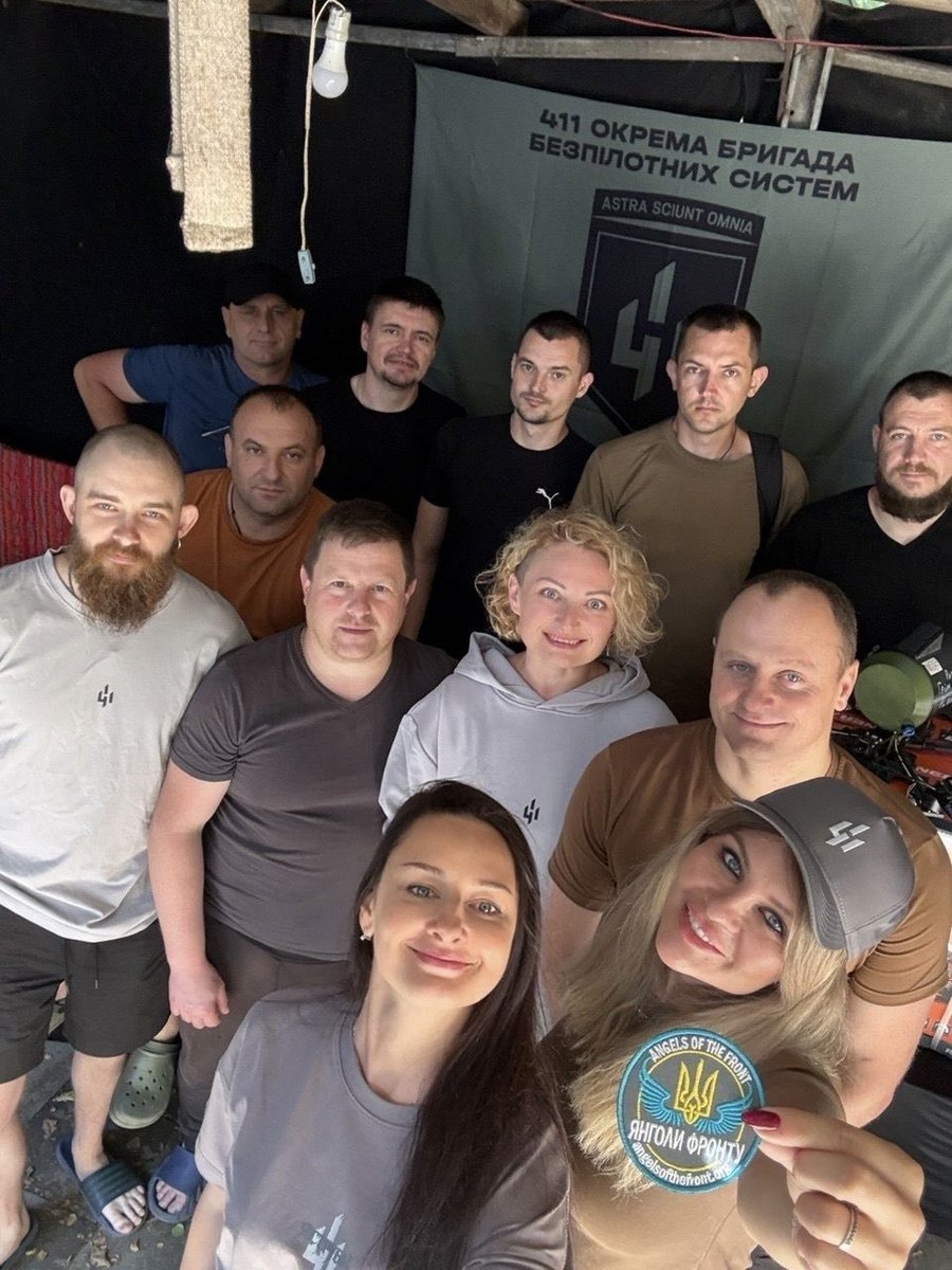 AngelsFrontUA's tweet photo. 🦅 We met with our friends from the #411th_Brigade #Hawks 🇺🇦.
We were truly inspired by the dedication of the soldiers serving in this unit. Each of them consciously chose to serve with the Hawks. We are proud of them and deeply grateful for their protection and for the warm welcome.
Meetings like these inspire us to keep moving forward, no matter how difficult things may be. Please continue to support Ukraine’s Defenders. Thanks to them, we have our lives and our country 💙💛.
🔗 https://t.co/gdoArCgkYW
🌐 https://t.co/4doHkxNewN
