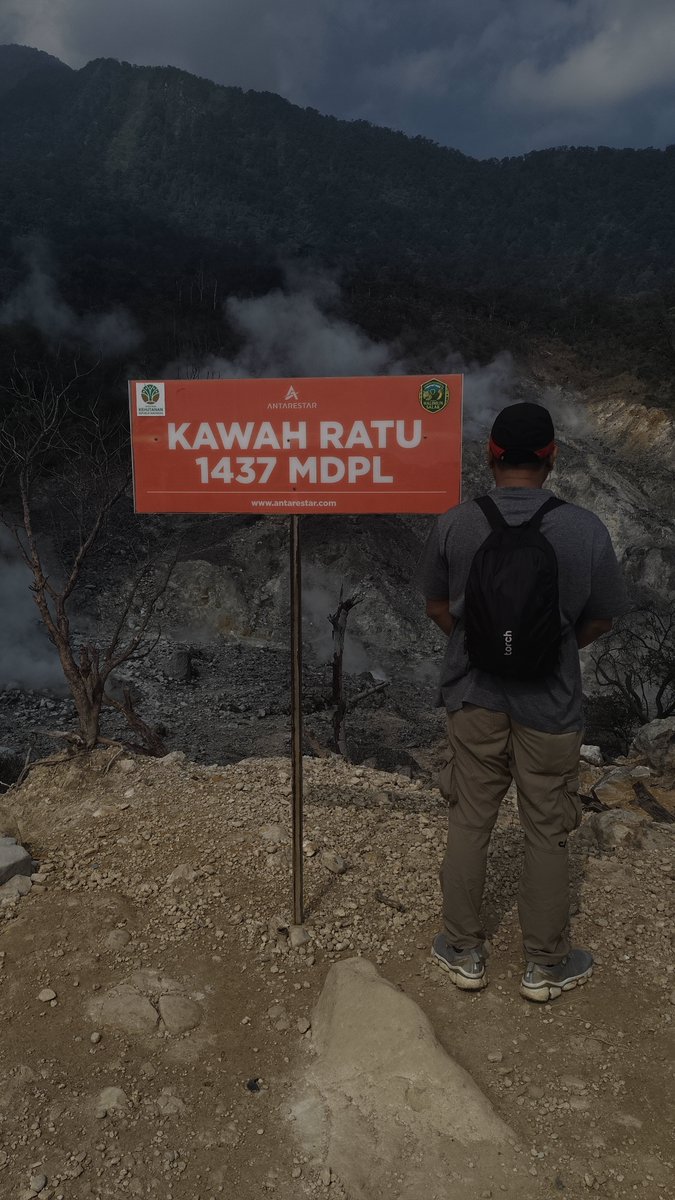 faizTaeng's tweet photo. Naik turun 5 jaaammm https://t.co/Lkjqb5emCY