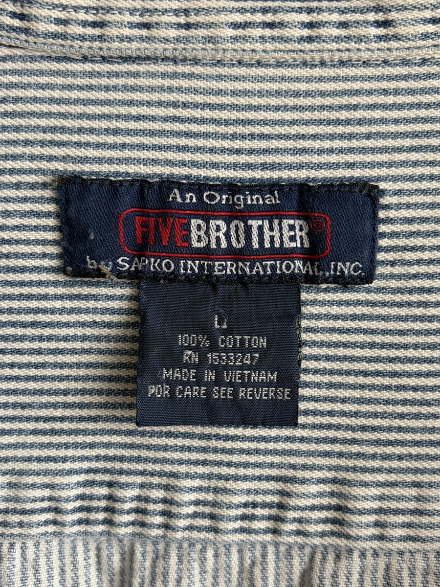 ooooo_sendai's tweet photo. 🇺🇸🇺🇸🇺🇸✈︎✈︎✈︎🇯🇵🇯🇵🇯🇵

💥 アメリカ買付新商品大量入荷💥

2000s "FIVE BROTHER" Hickory Stripe Work Shirt

商品のお問い合わせはDMにて承ります✔︎ https://t.co/MXsBommOrr
