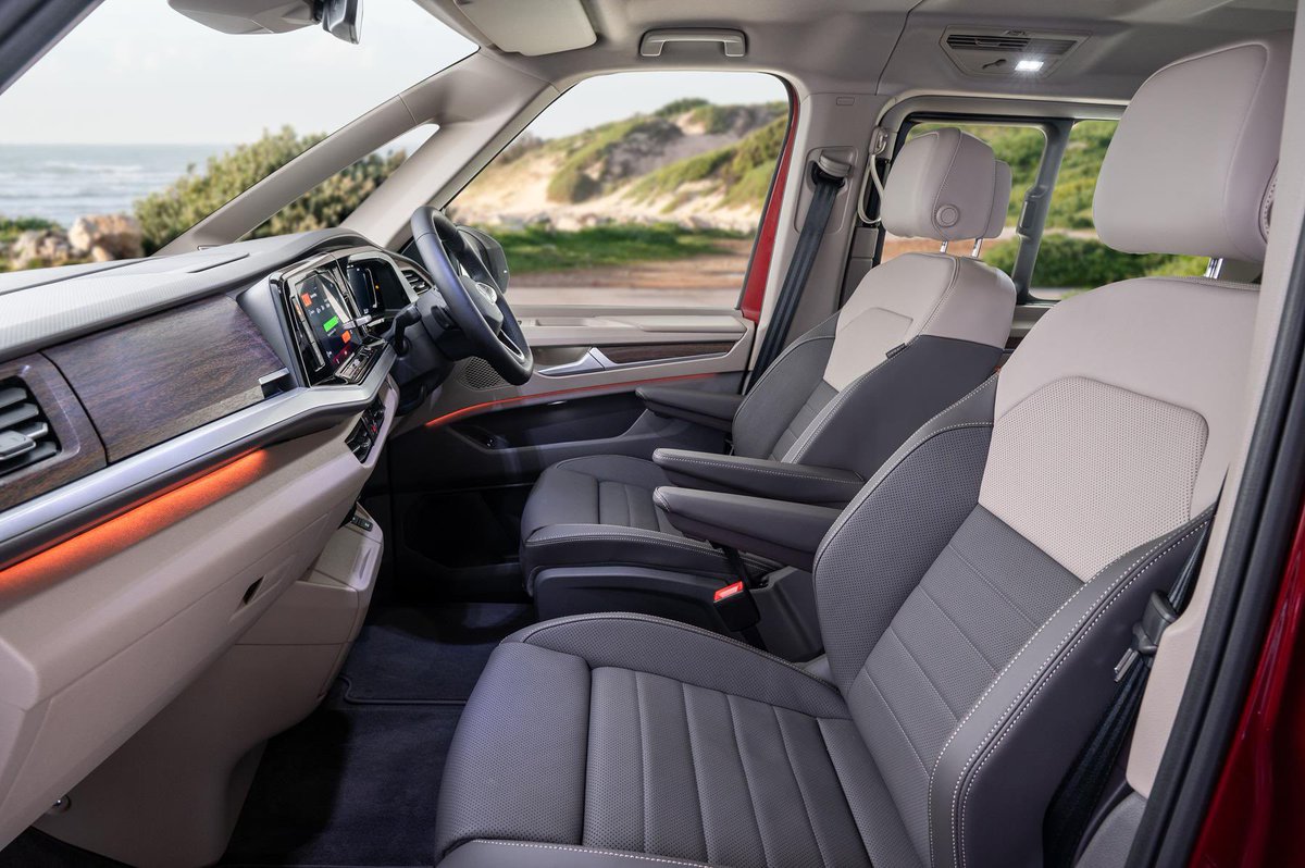 khuleonwheels's tweet photo. Volkswagen launches new Caravelle eHybrid in Mzansi. See details here: https://t.co/YEpERED7hq

#VWSA #VWCaravelle #CaravelleeHybrid https://t.co/v8LhLlqHrn