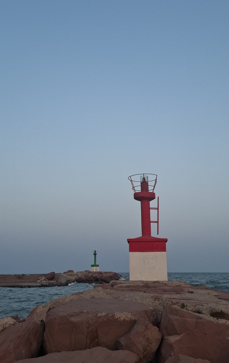 lunainhoa's tweet photo. ☀ 🌊 🌕 https://t.co/NpQdTzgi0C