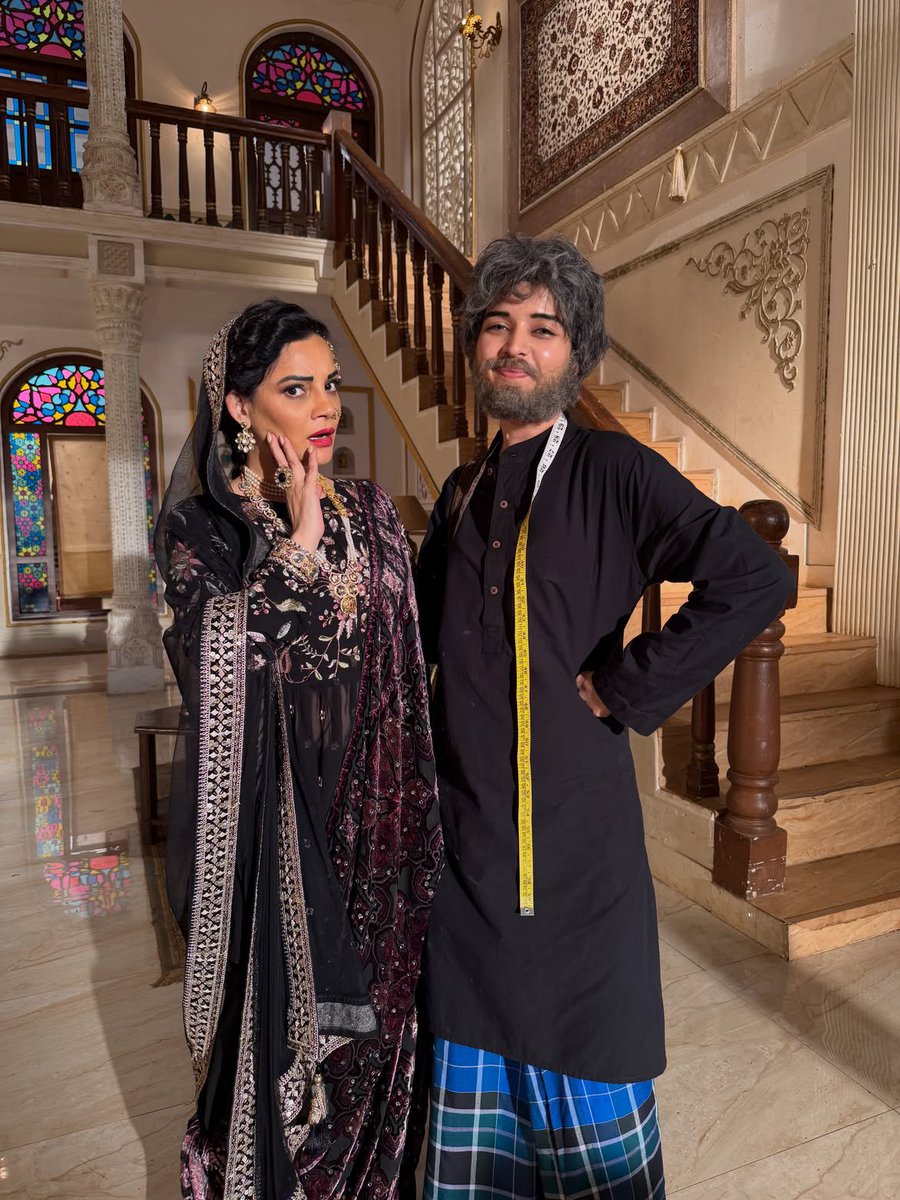 Bhavskideewani's tweet photo. Fupa ke sath galat hua😭
Fupi with her crush Chachajaan🤭
#BhavikaSharma #DrSeherBaig #Seherhonekohai #Seher https://t.co/GbENMOC3XB