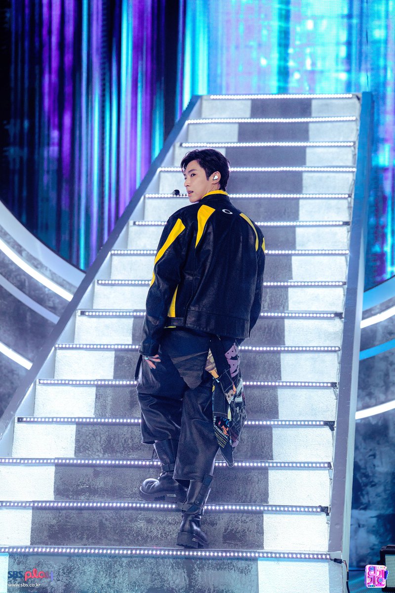 andyunho_LR's tweet photo. 아닐 리가 없음 https://t.co/TLGXOHxcTn
